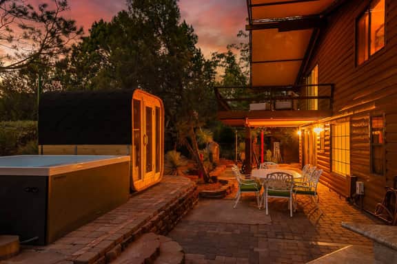 Cathedral Rock * Hot Tub * Sauna * Outdoor Tub - Image 3
